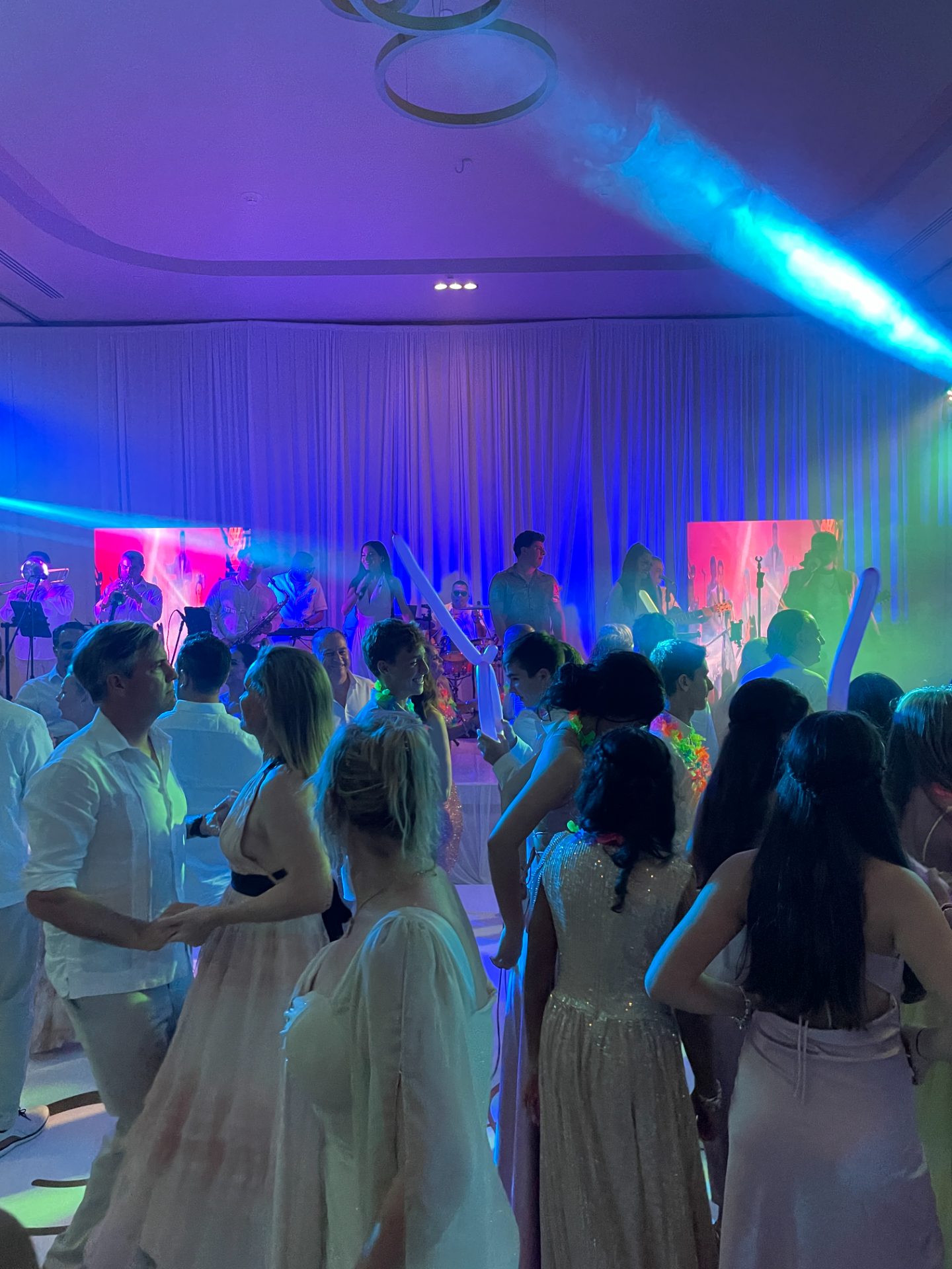 Banda musical para bodas en Cancun — Bodas Hotel Presidente