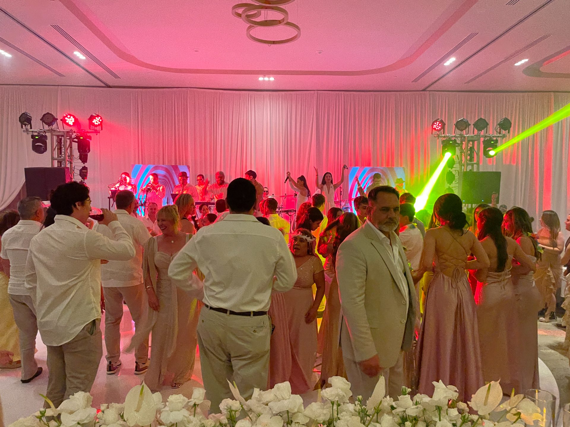 Banda musical para bodas en Cancun — Bodas Hotel Presidente